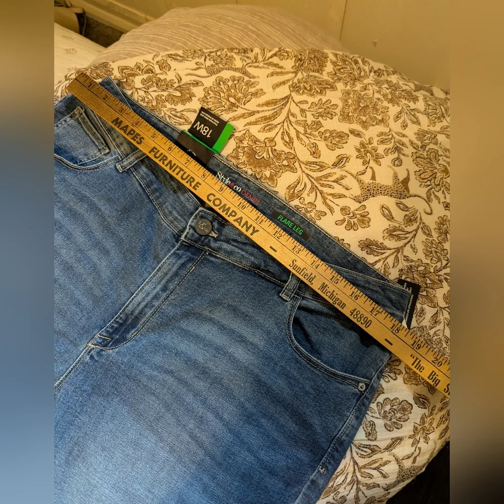 Style & Co flare jeans 18 nwt - Picture 5 of 11